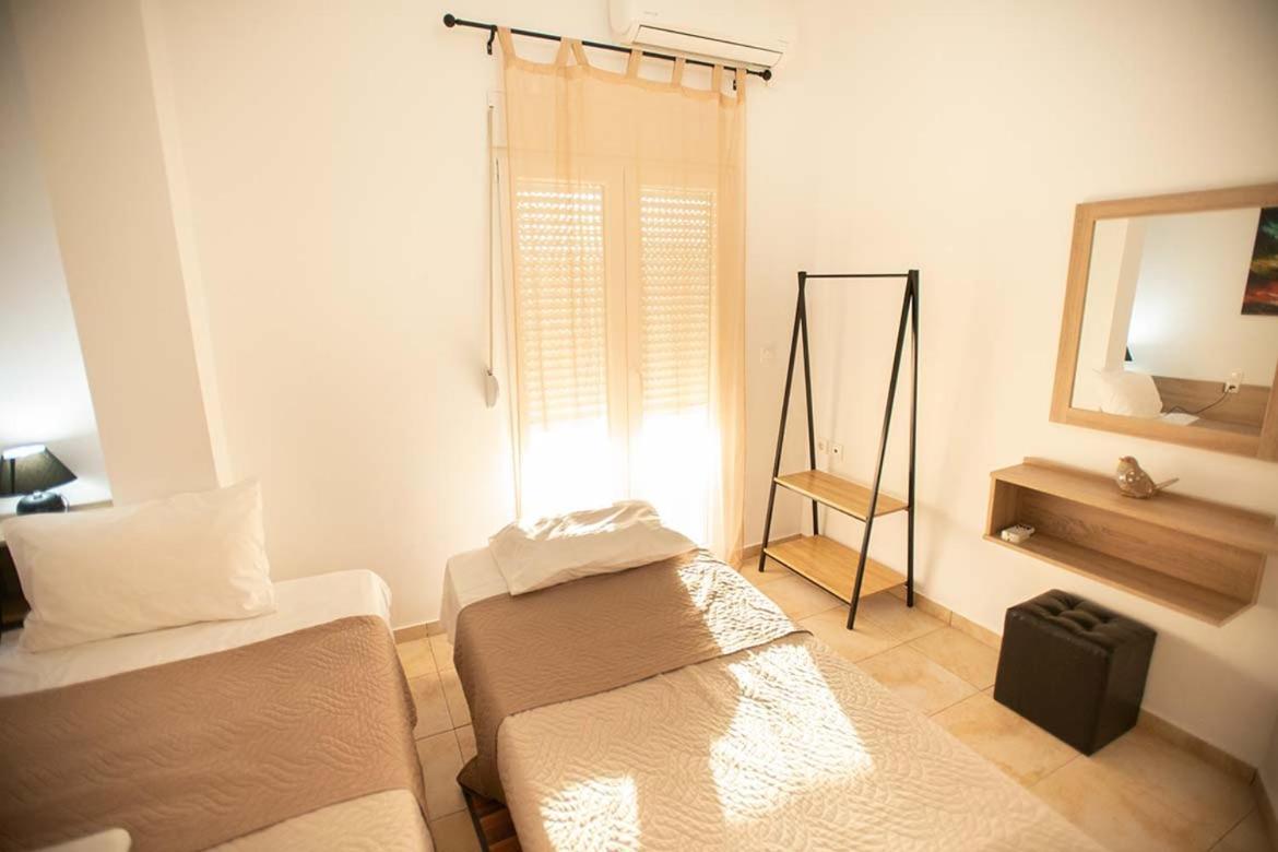 Afrathias Beachhouse - Cretan Hideaway คาลามากิ ภายนอก รูปภาพ