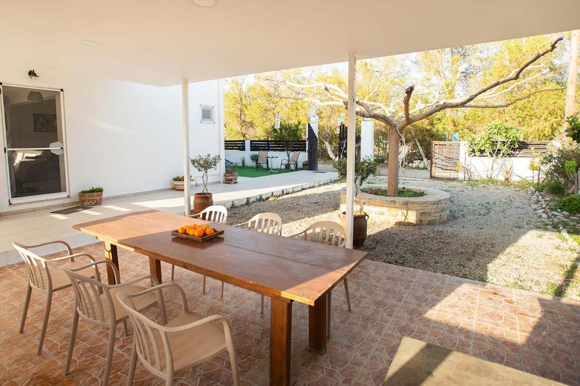 Afrathias Beachhouse - Cretan Hideaway คาลามากิ ภายนอก รูปภาพ